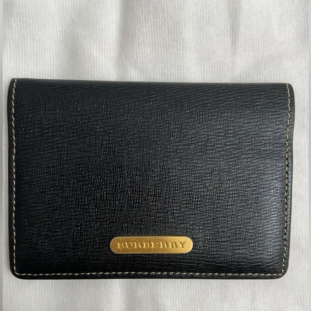 AUTHENTIC BURBERRY CARDHOLDER FLAP